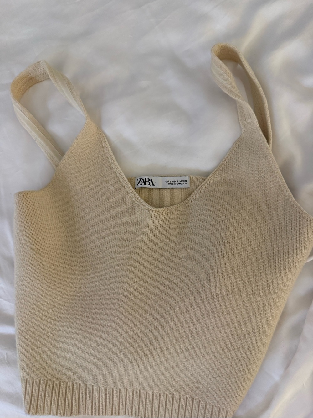 ZARA Beige V‑Neck Knit Tank